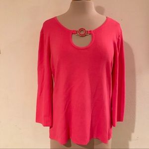 Coral keyhole front top